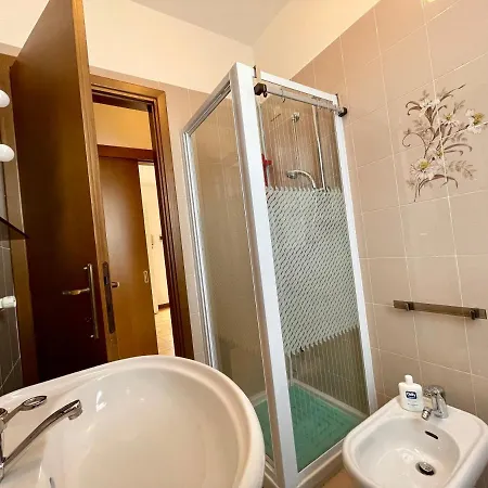 Apartment Err Porto Sirmione